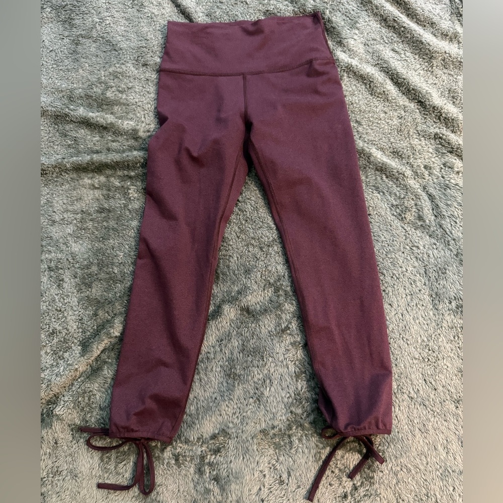 Aerie Women’s Small Burgundy Leggings